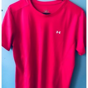 Under Armour Tee Size Large